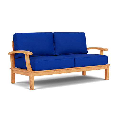 Veranda 2-Seat Sofa with Cushions