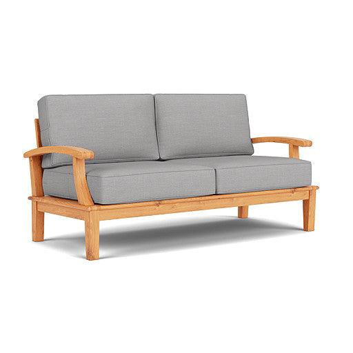 Veranda 2-Seat Sofa with Cushions