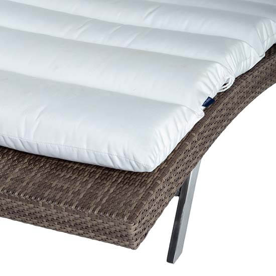 Palms Wavelounger with Standard Cushion